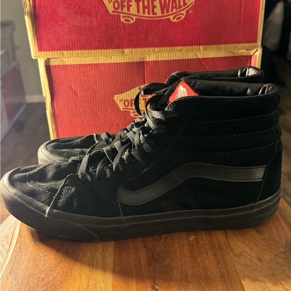 Vans men’s size 13 sk8 hi blacked out suede - Picture 3 of 4